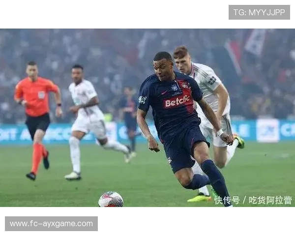 姆巴佩拒绝国字号合照，风波或影响赛场士气